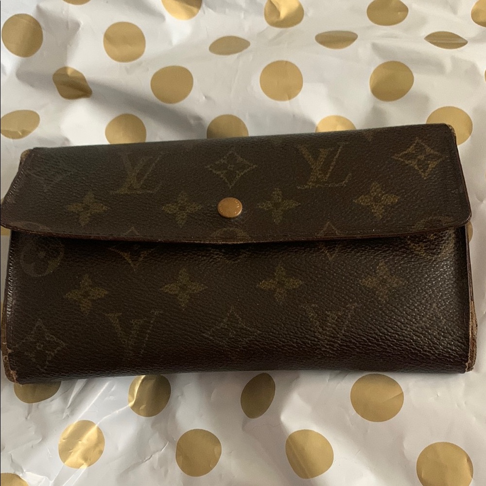 Authentic Vintage Louis Vuitton Brown Monogram Wallet